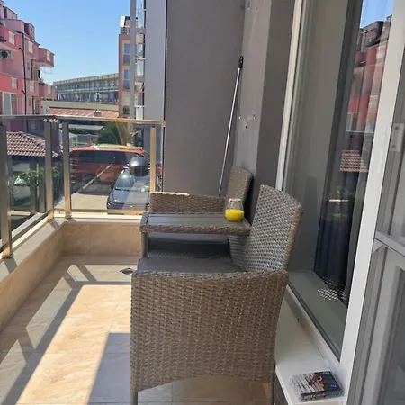 South Primorsko, Family With Terrace And Free Parking 公寓 普里莫尔斯科